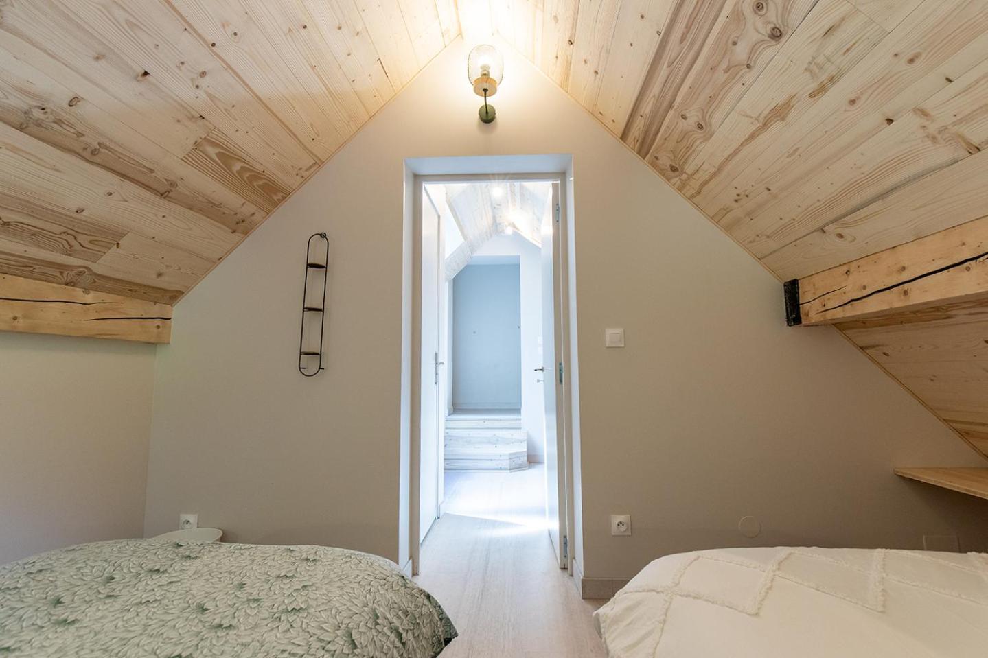 Gîte La Résilience, sur la piste de ski d'Autrans Chambre photo